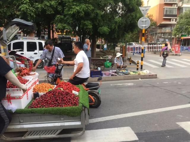 嚴查！臨沂人注意，這樣擺攤是不對的
