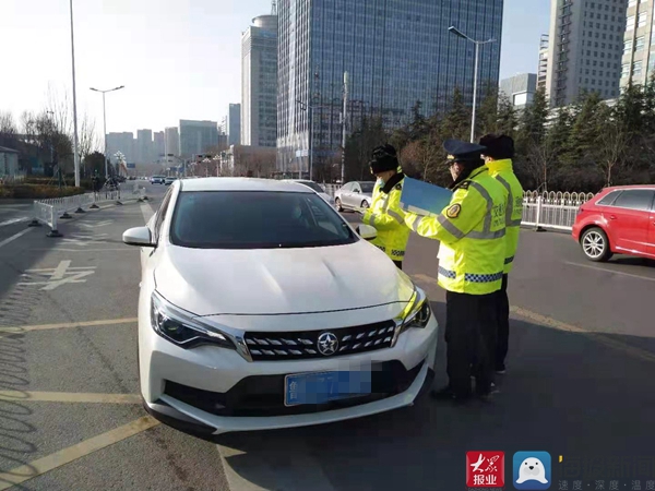 臨沂集中整治城區(qū)出租客運(yùn)秩序 1個(gè)月查處非法網(wǎng)約車100余臺(tái)次