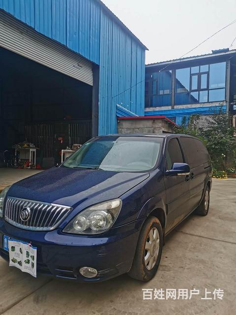 別克GL8 2005款 GL8 陸尊 3.0 自動 GT 7