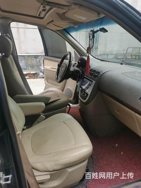 別克GL8 2005款 GL8 陸尊 3.0 自動 GT 7