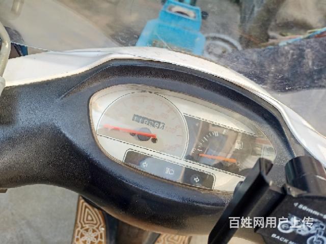 賣  雅馬哈巧格100摩托車