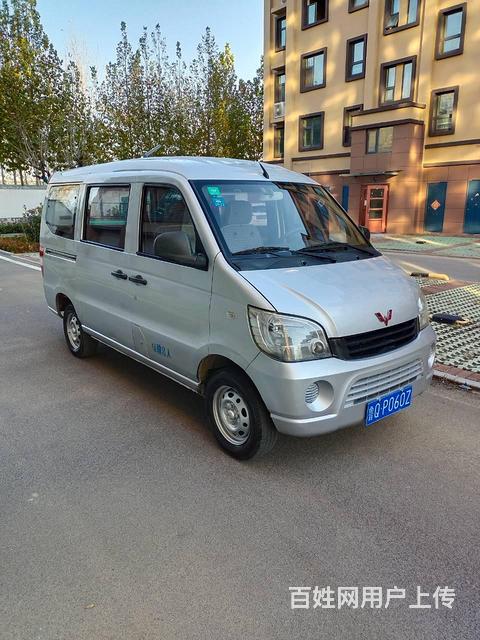 2011年新五菱之光6390，一手車，售價8千8