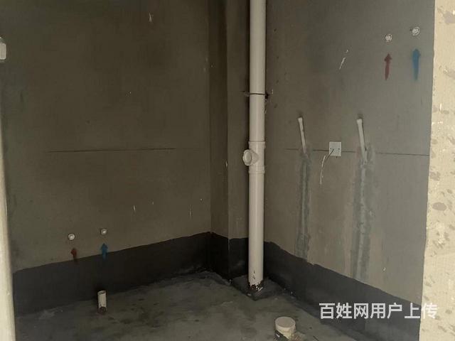 急 售！致遠翡翠湖，好樓層，戶型好，價格可談。