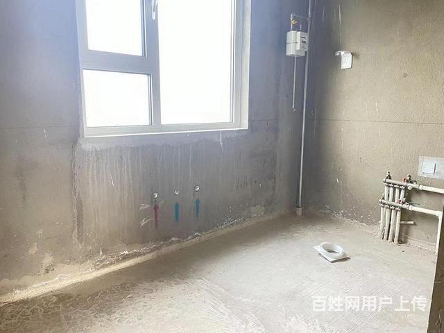 急 售！致遠翡翠湖，好樓層，戶型好，價格可談。