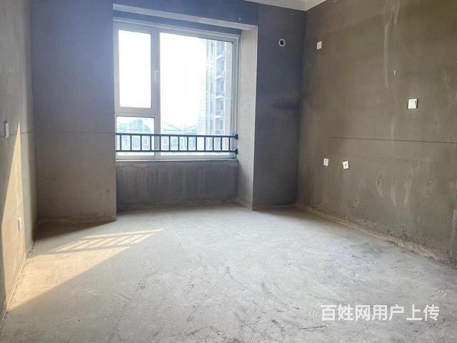 急 售！致遠翡翠湖，好樓層，戶型好，價格可談。