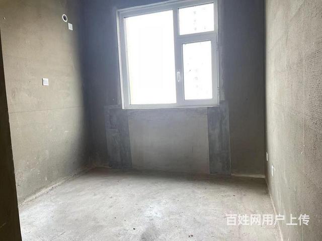 急 售！致遠翡翠湖，好樓層，戶型好，價格可談。
