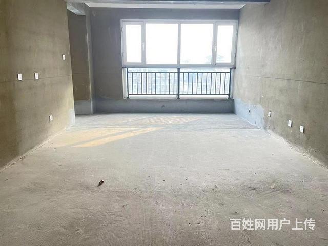 急 售！致遠翡翠湖，好樓層，戶型好，價格可談。