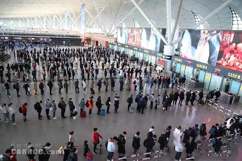 坐火車的朋友注意啦，購票有了新要求