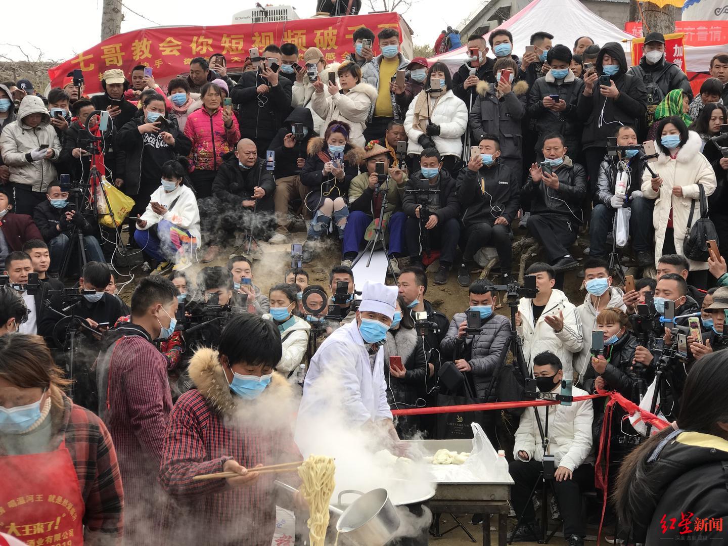 馬蹄河村的“拉面哥經(jīng)濟”