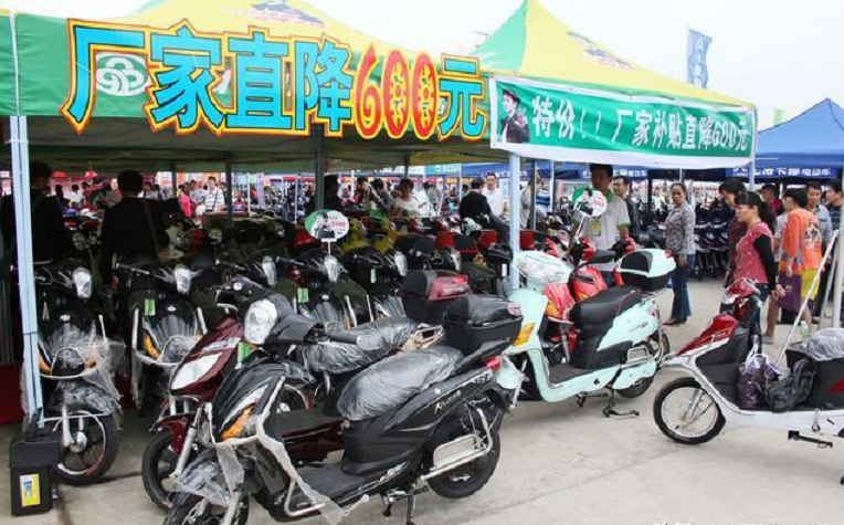 電動車“以舊換新”到底有沒有套路？行內(nèi)人說了實話：貓膩有點多
