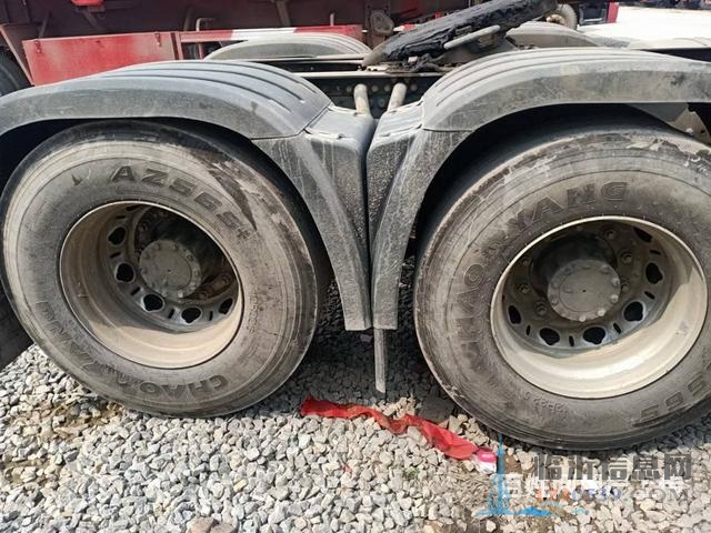 出售精品二手解放牽引車 460馬力，國(guó)五，雙驅(qū)輕體