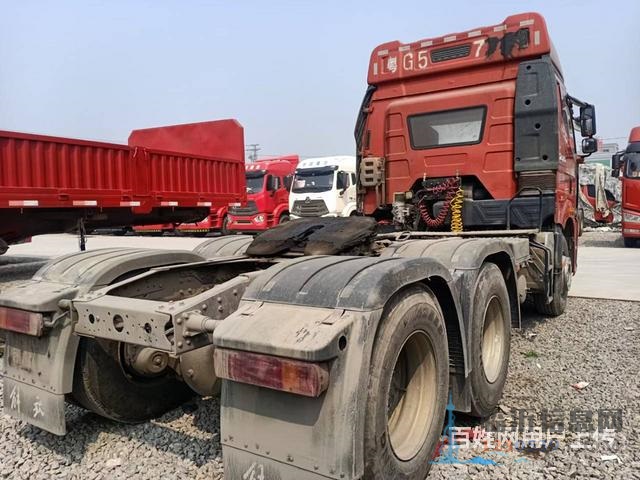 出售精品二手解放牽引車 460馬力，國(guó)五，雙驅(qū)輕體