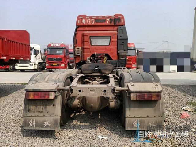 出售精品二手解放牽引車 460馬力，國(guó)五，雙驅(qū)輕體