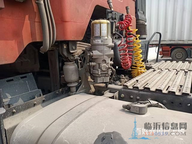出售精品二手解放牽引車 460馬力，國(guó)五，雙驅(qū)輕體