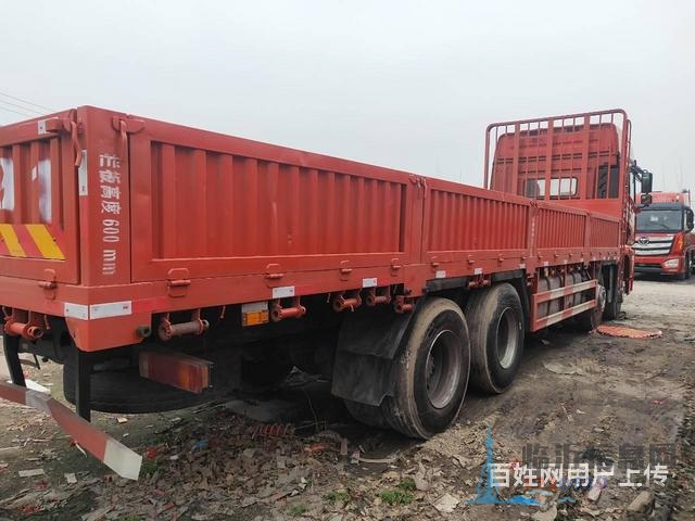 出售9.6米二手解放平板車(chē) 國(guó)五375馬力前四后八