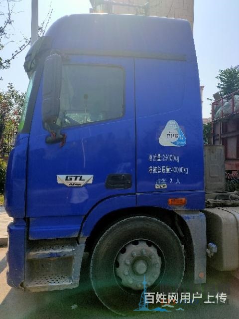 個(gè)人轉(zhuǎn)讓19年歐曼半掛側(cè)翻自卸車，國五，精品車況