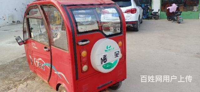 海寶三開門電動車