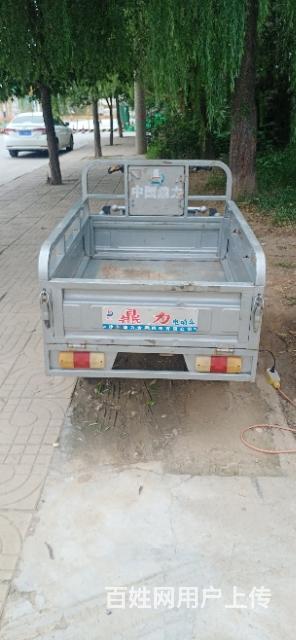 電動(dòng)三輪車(chē)