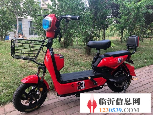 全新電動(dòng)車(chē)送貨上門(mén)