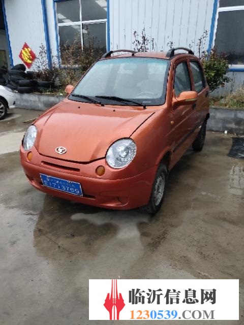 時(shí)風(fēng)電動(dòng)轎車