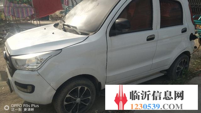 時(shí)風(fēng)電動(dòng)四輪轎車(chē)