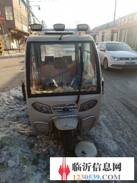 二手電動三輪車低價轉(zhuǎn)手