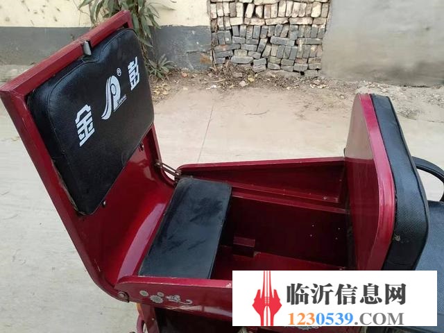 金彭電動(dòng)三輪車
