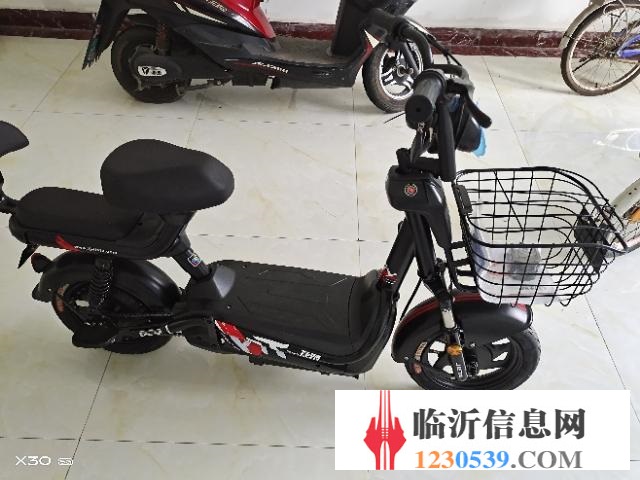 電動車