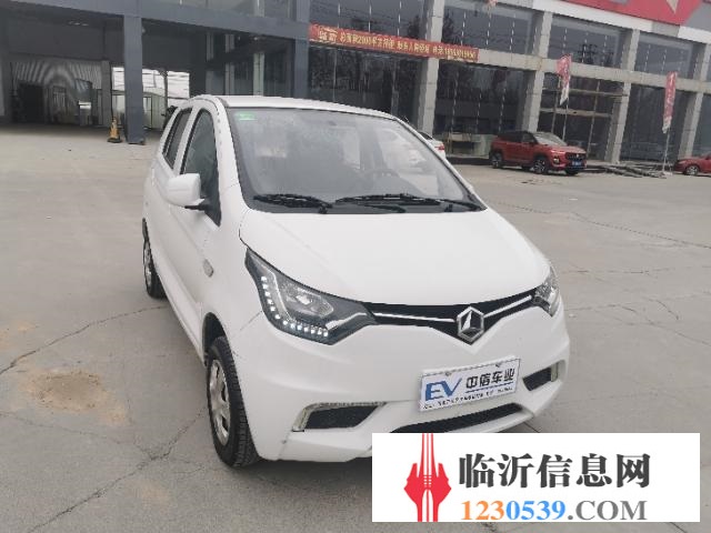 極品雷丁電動(dòng)轎車，