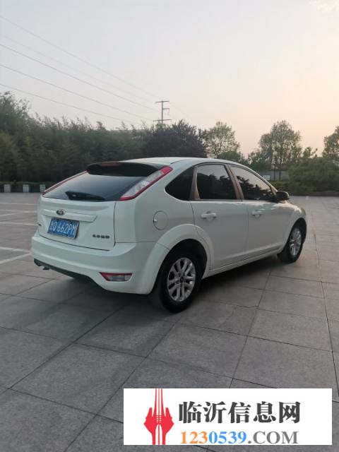福特 ?？怂?2013款 經典福克斯-兩廂 1.8 手動 時