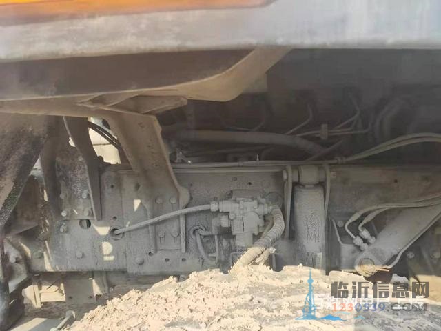 出售17年二手三一大12方攪拌車340馬力三一上裝