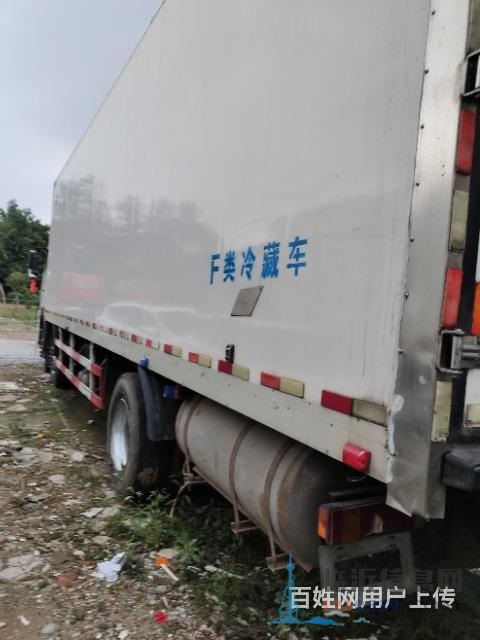 天龍9.6貨箱前四后四獨立冷藏車 國5