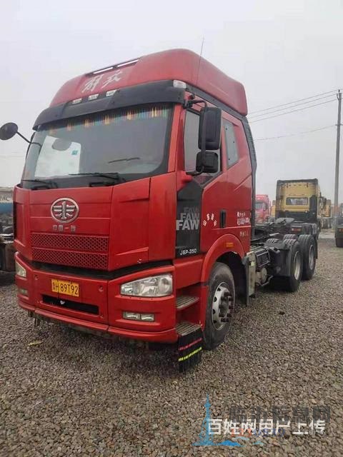 出售二手解放牽引車，錫柴發(fā)動(dòng)機(jī)，350馬力，國(guó)五，