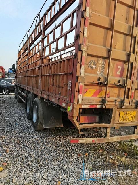三年半的乘龍H7前四后八9米6 高欄貨車 國5