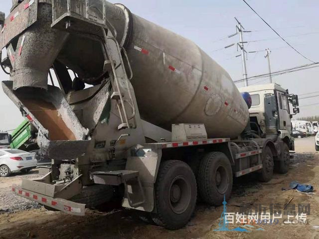 20年輕量化二手德龍攪拌車(chē)出售 340馬力大12方