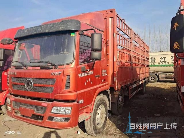 轉(zhuǎn)讓二手8.6米高欄載貨車(chē) 前四后四 240馬力