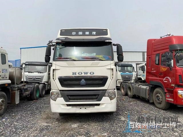 出售二手豪沃T7牽引車540馬力，帶液緩，國五排放