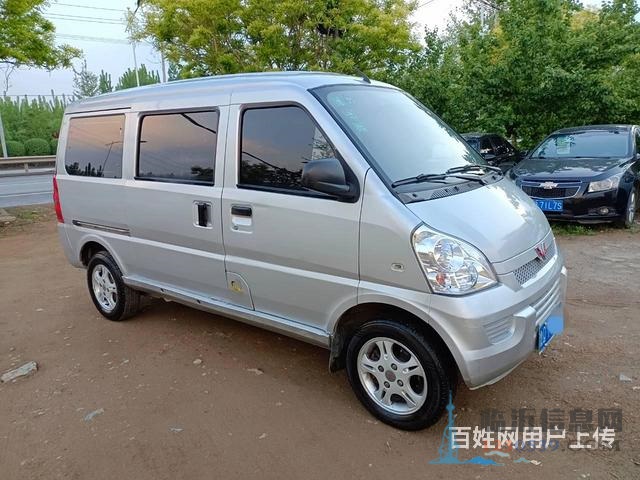 2011年五菱榮光精品車況低價(jià)出售11500包過(guò)戶