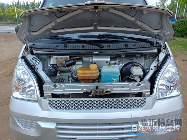 2011年五菱榮光精品車況低價(jià)出售11500包過(guò)戶