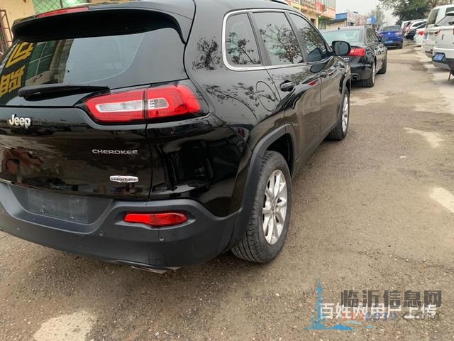 Jeep 自由光 2016款 2.4 手自一體 領(lǐng)先版