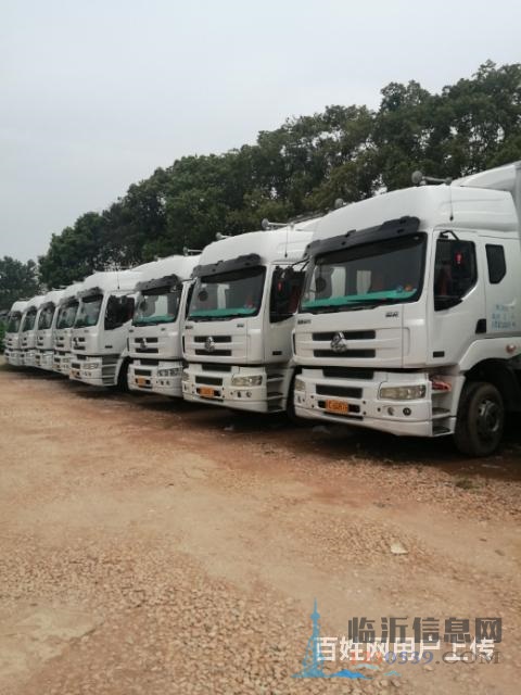 剛到一批國四乘龍M5前四后四廂式貨車