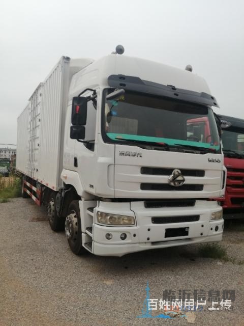 剛到一批國四乘龍M5前四后四廂式貨車
