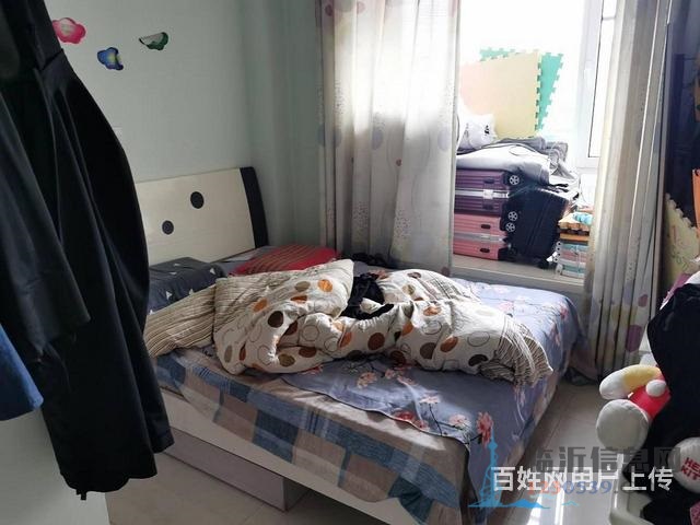 錦繡藍(lán)山 精裝三室兩廳 客廳通陽臺 證滿五年