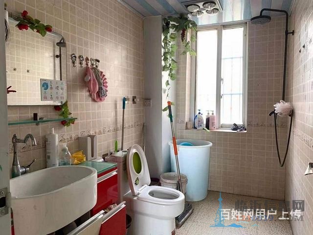 免 稅，真實(shí)圖片，低樓層，精裝南北通透， 近，天鵝湖