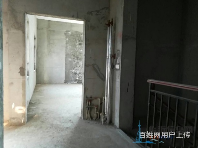 康橋郡別墅1280萬 走一手 大邊戶 帶大院子 毛坯 隨時看