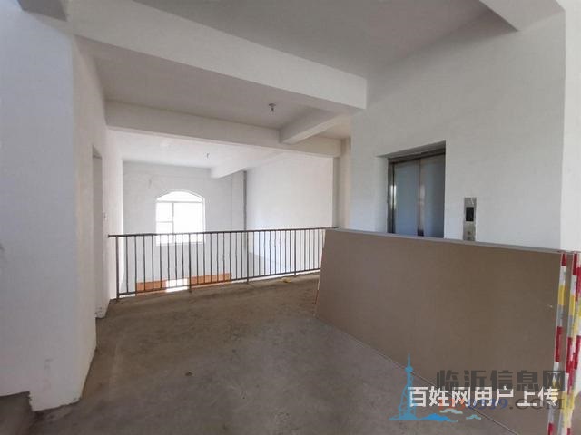 奧林匹克 北 濱河國際 獨(dú)棟別墅 占地1.3畝 400平花園