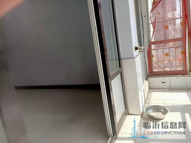 免 稅，四室送車庫，送小院，南北通透雙衛(wèi)，花園位置，盛世嘉園