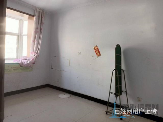 免 稅，四室送車庫，送小院，南北通透雙衛(wèi)，花園位置，盛世嘉園