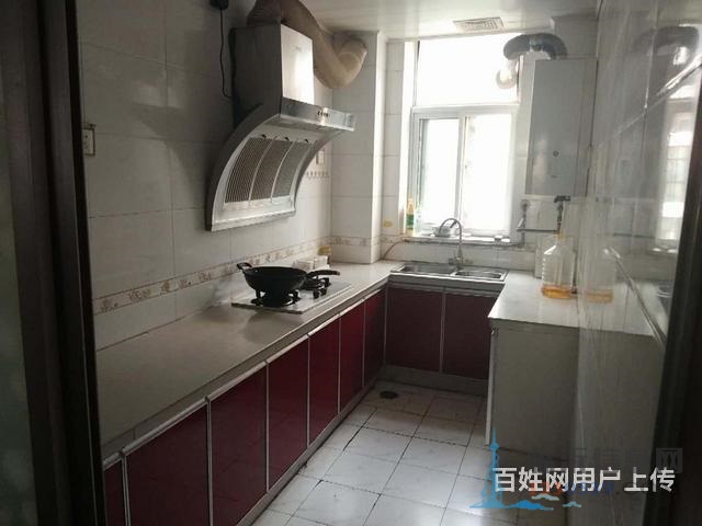 盛世陽(yáng)光 市政供暖 帶車庫(kù) 免 稅 三室 好樓層