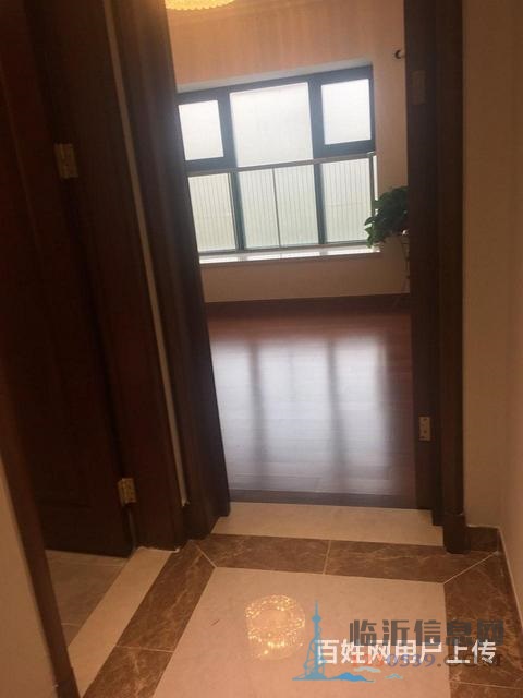 恒大綠洲三室兩廳一衛(wèi) 近天悅城香港路華夏路精裝修團